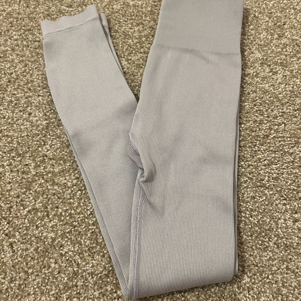Roots leggings size XS